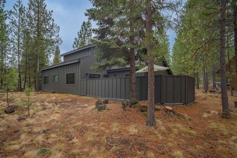Tiny photo for 57548 Lark Lane #14, Sunriver, OR 97707 (MLS # 220217133)