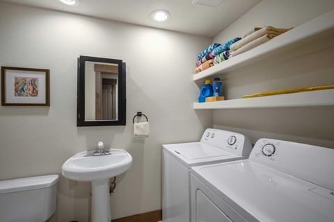 Tiny photo for 57548 Lark Lane #14, Sunriver, OR 97707 (MLS # 220217133)