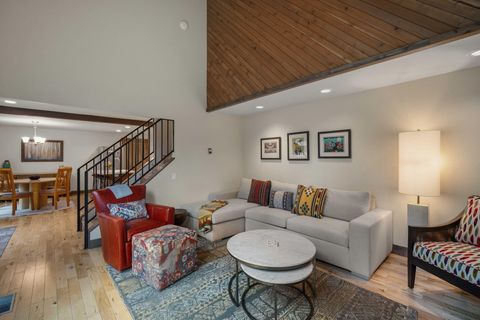 Tiny photo for 57548 Lark Lane #14, Sunriver, OR 97707 (MLS # 220217133)