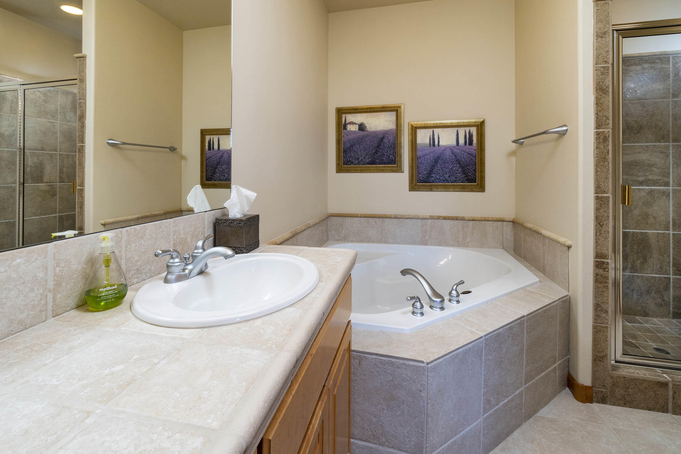 Broken Top - Residential