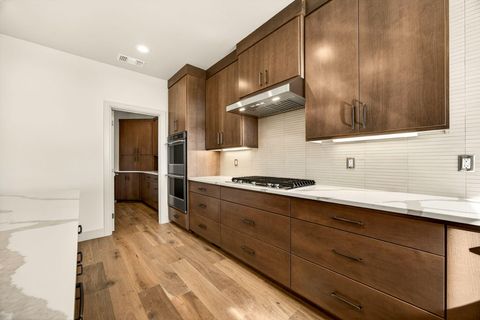 Tiny photo for 5626 Autumn Park Drive, Medford, OR 97504 (MLS # 220216954)