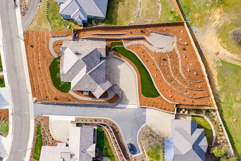 Tiny photo for 5626 Autumn Park Drive, Medford, OR 97504 (MLS # 220216954)