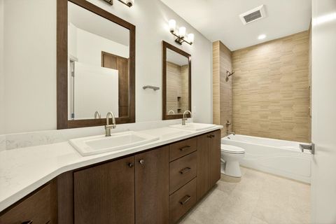 Tiny photo for 5626 Autumn Park Drive, Medford, OR 97504 (MLS # 220216954)