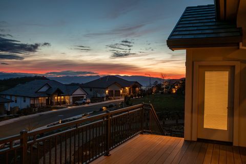 Tiny photo for 5626 Autumn Park Drive, Medford, OR 97504 (MLS # 220216954)