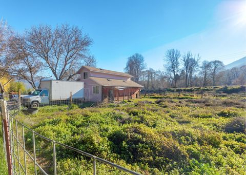 Tiny photo for 9395 Highway 238, Jacksonville, OR 97530 (MLS # 220212933)