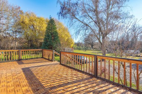 Tiny photo for 9395 Highway 238, Jacksonville, OR 97530 (MLS # 220212933)