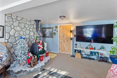 Tiny photo for 9395 Highway 238, Jacksonville, OR 97530 (MLS # 220212933)