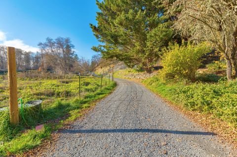 Tiny photo for 9395 Highway 238, Jacksonville, OR 97530 (MLS # 220212933)