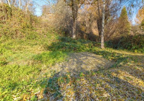 Tiny photo for 9395 Highway 238, Jacksonville, OR 97530 (MLS # 220212933)