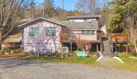 Tiny photo for 9395 Highway 238, Jacksonville, OR 97530 (MLS # 220212933)
