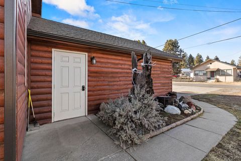 Tiny photo for 418 S Lalo Avenue #9, Chiloquin, OR 97624 (MLS # 220215139)