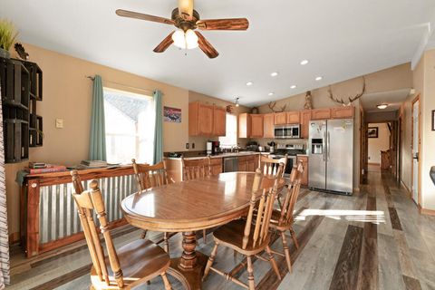 Tiny photo for 418 S Lalo Avenue #9, Chiloquin, OR 97624 (MLS # 220215139)