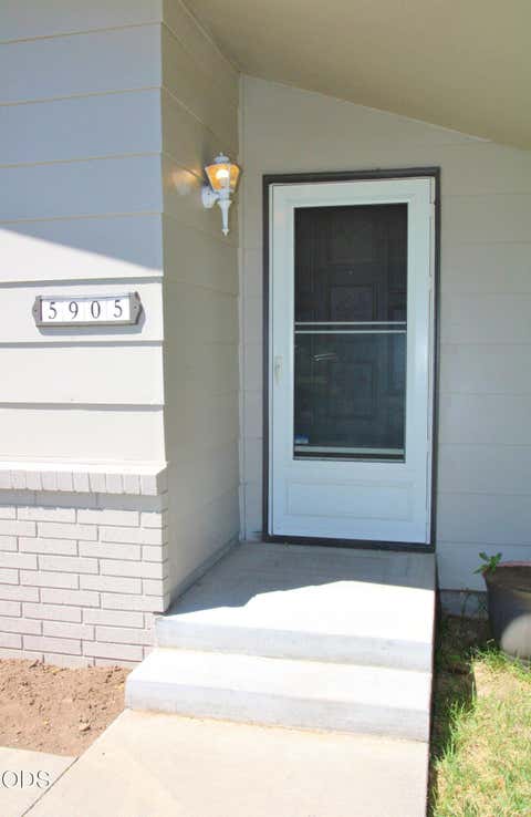 Tiny photo for 5905 Independence, Klamath Falls, OR 97603 (MLS # 220226288)