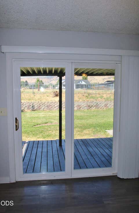 Tiny photo for 5905 Independence, Klamath Falls, OR 97603 (MLS # 220226288)