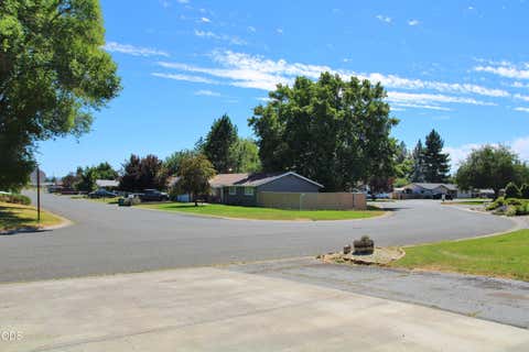 Tiny photo for 5905 Independence, Klamath Falls, OR 97603 (MLS # 220226288)