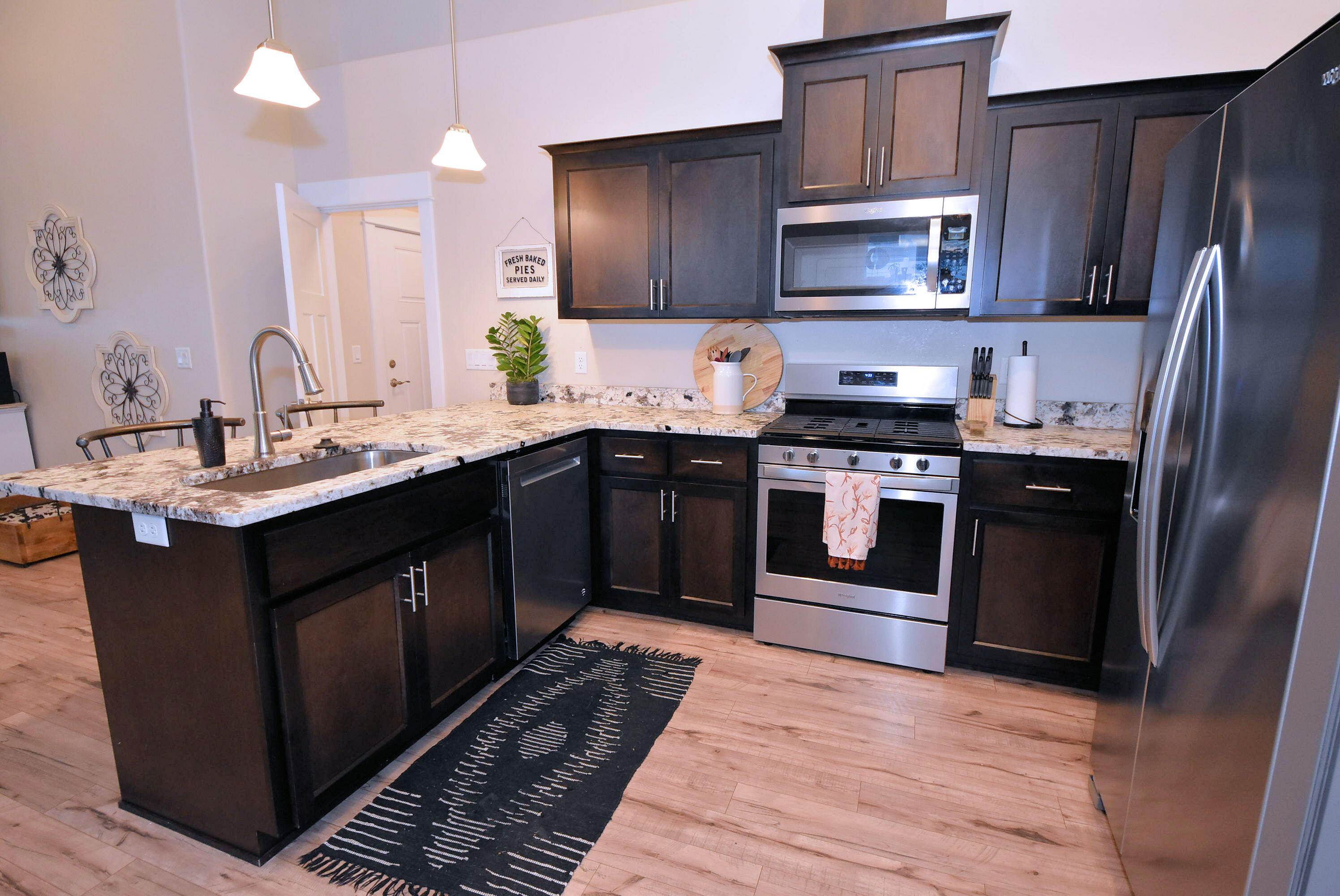 Heights At Hondeleau - Residential