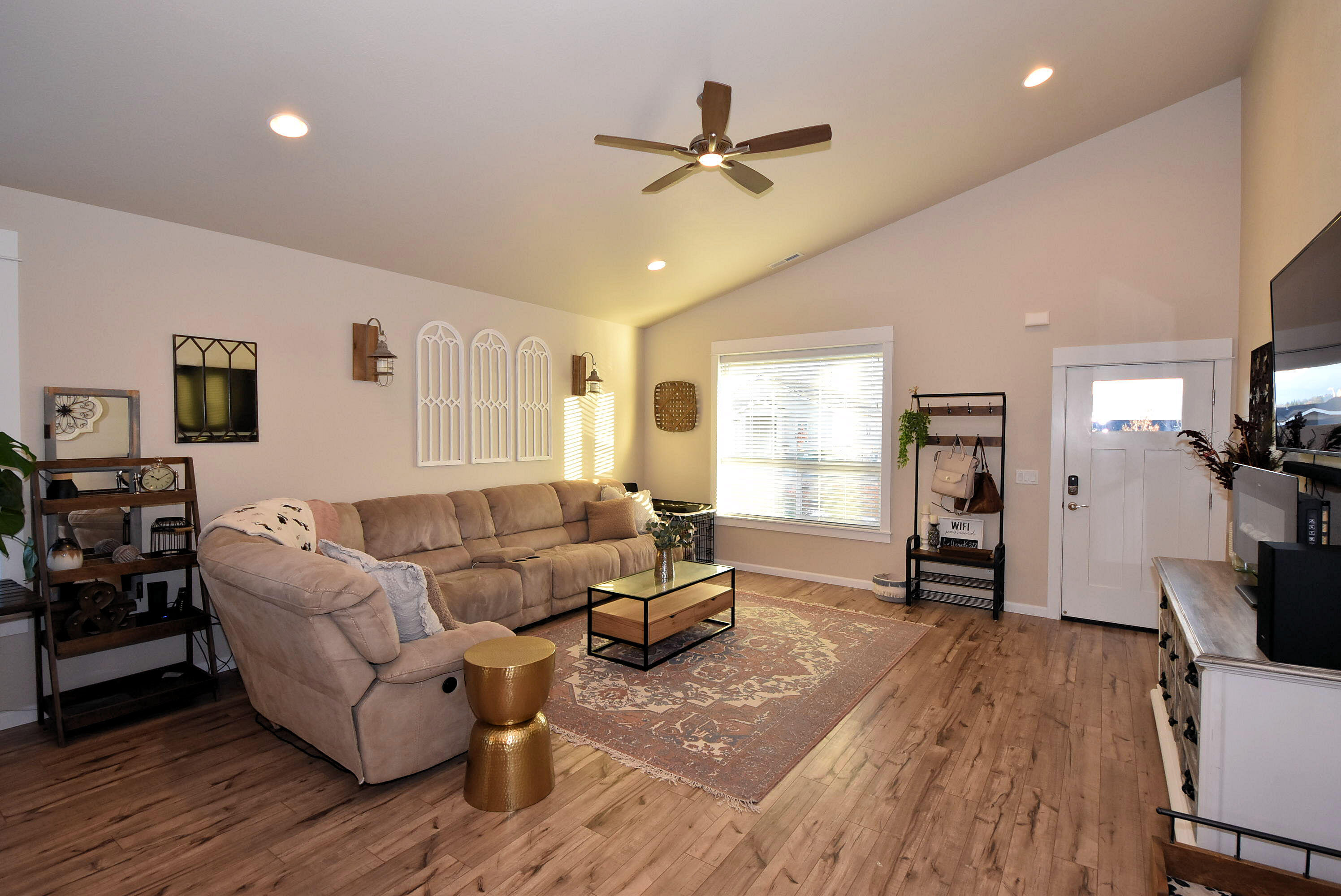 Heights At Hondeleau - Residential