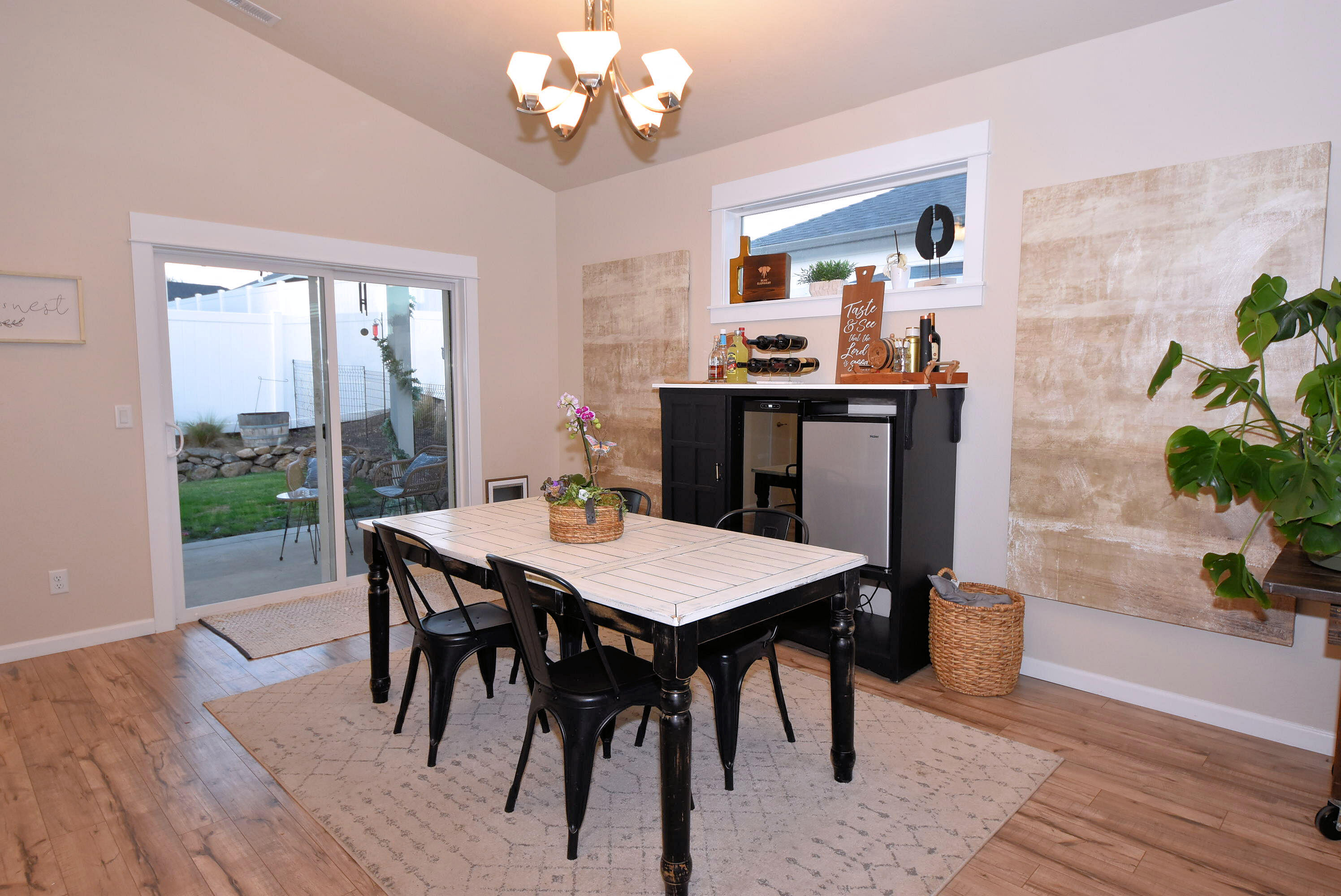 Heights At Hondeleau - Residential