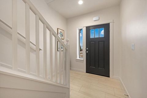 Tiny photo for 21503 OConnor Way #10, Bend, OR 97701 (MLS # 220213923)