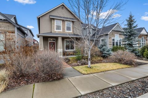 Tiny photo for 20475 Del Coco Court, Bend, OR 97702 (MLS # 220215234)
