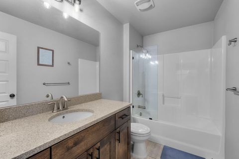 Tiny photo for 20475 Del Coco Court, Bend, OR 97702 (MLS # 220215234)