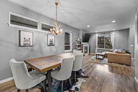 Tiny photo for 20475 Del Coco Court, Bend, OR 97702 (MLS # 220215234)