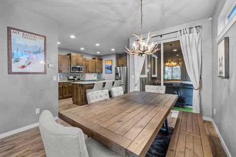 Tiny photo for 20475 Del Coco Court, Bend, OR 97702 (MLS # 220215234)