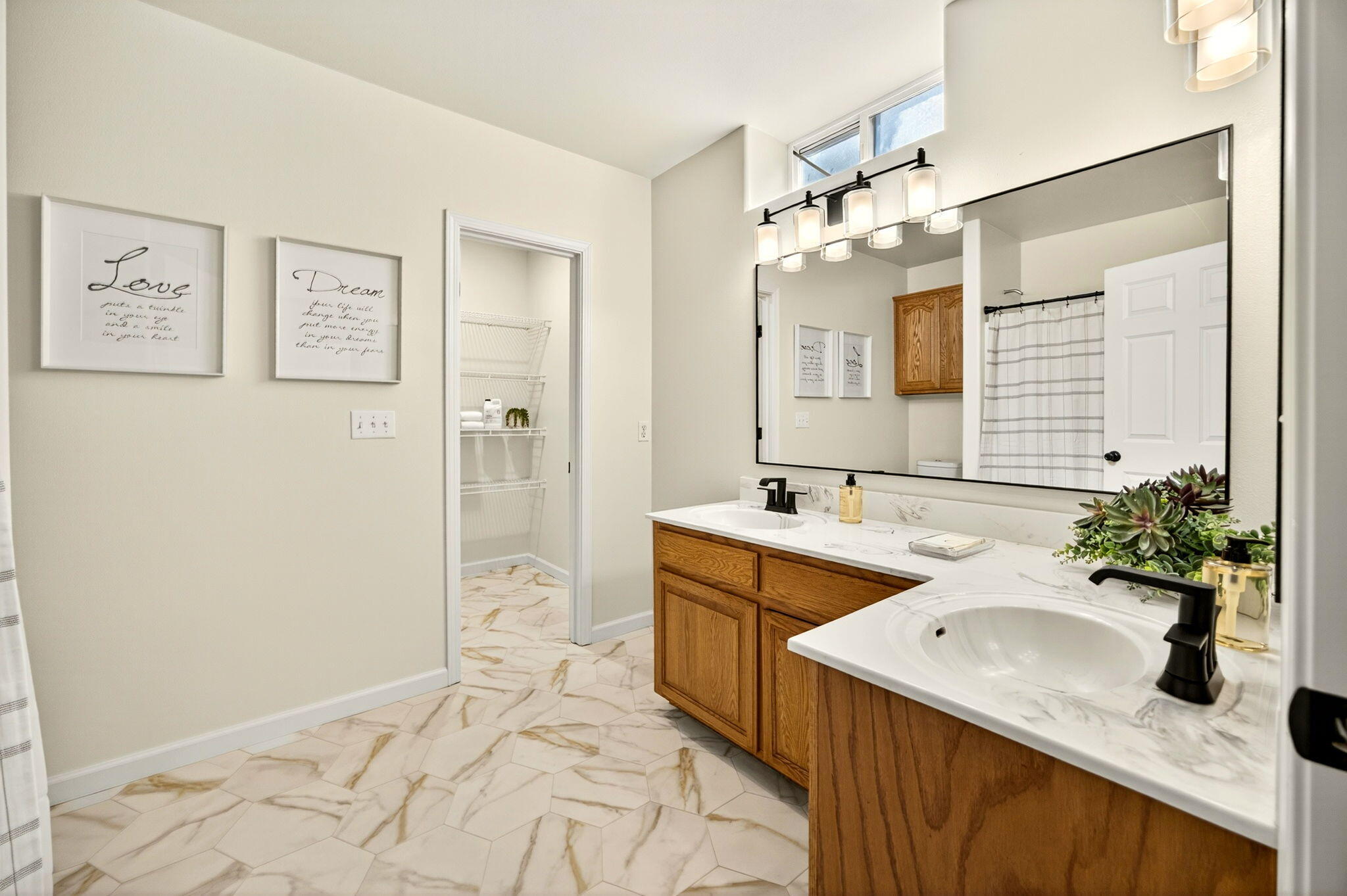 Oregon Hills Subdivision Unit No 1 - Residential