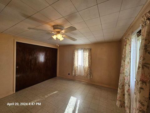 Tiny photo for 37217 Agency Lake Loop, Chiloquin, OR 97624 (MLS # 220213327)