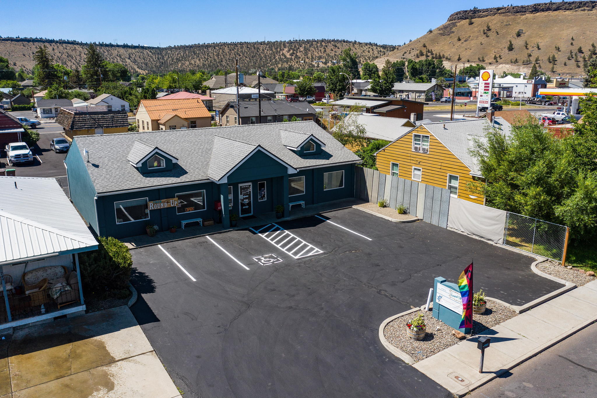 Nobles - Commercial Sale