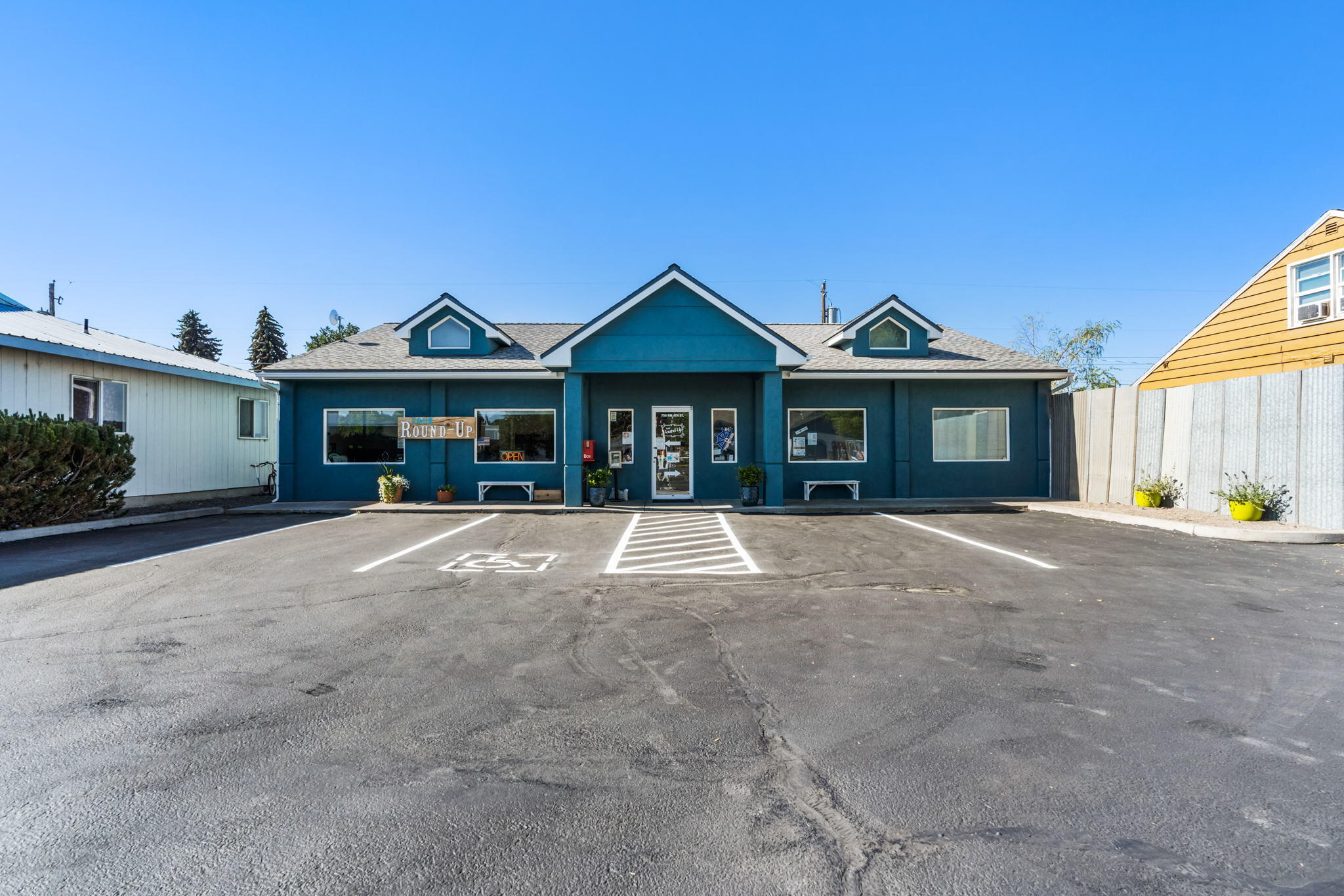 Nobles - Commercial Sale