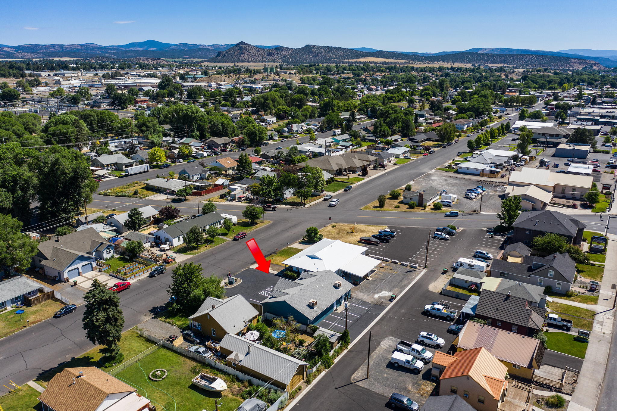 Nobles - Commercial Sale