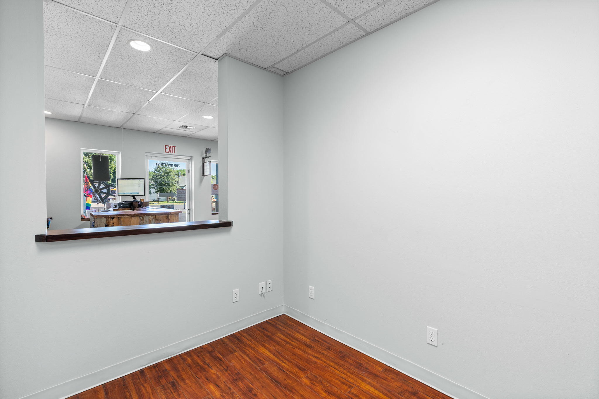 Nobles - Commercial Sale