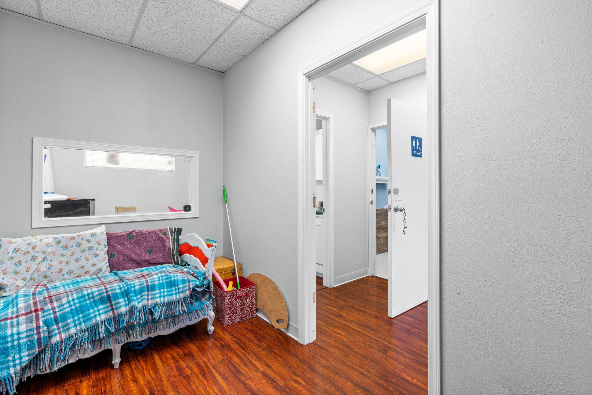 Nobles - Commercial Sale