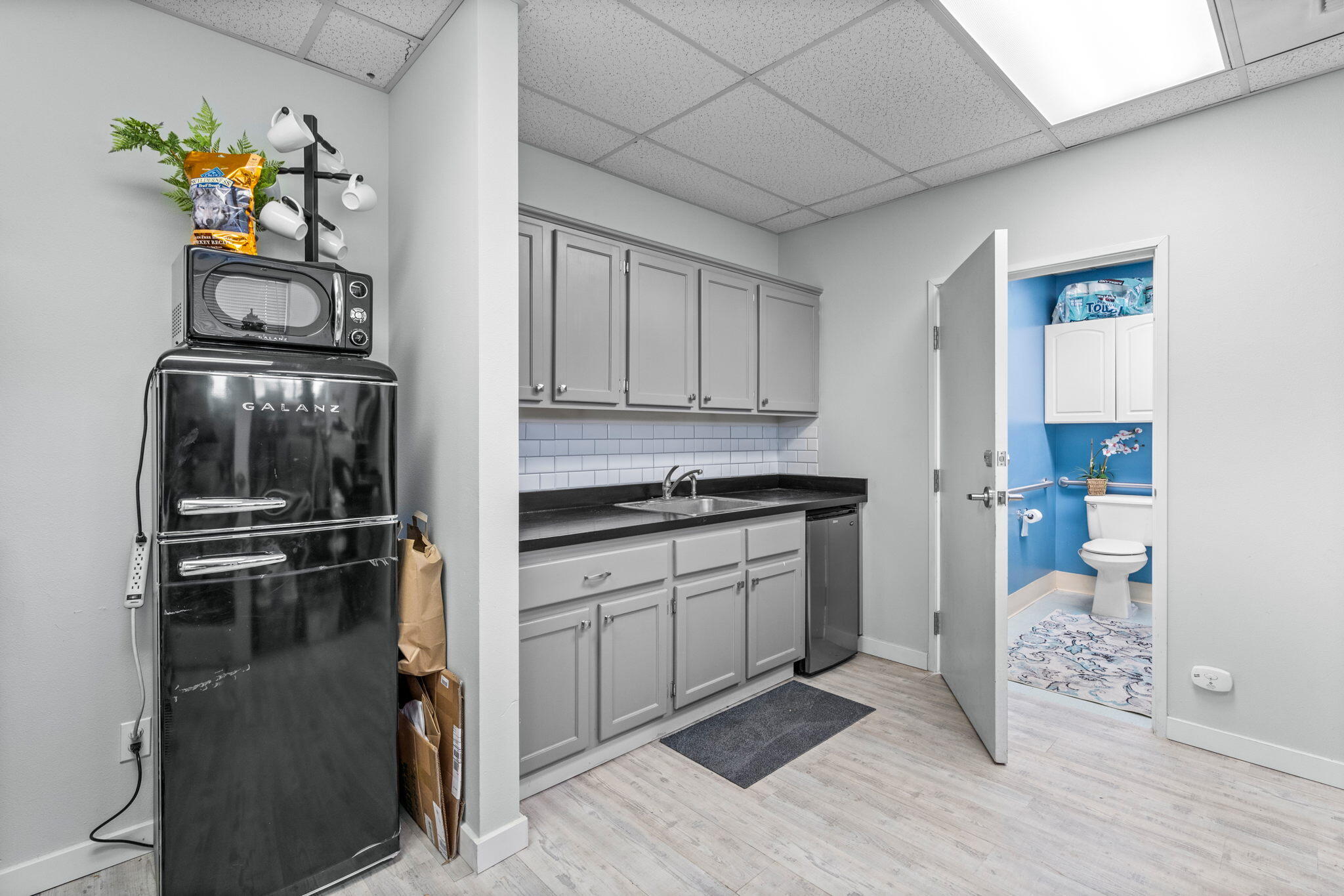 Nobles - Commercial Sale