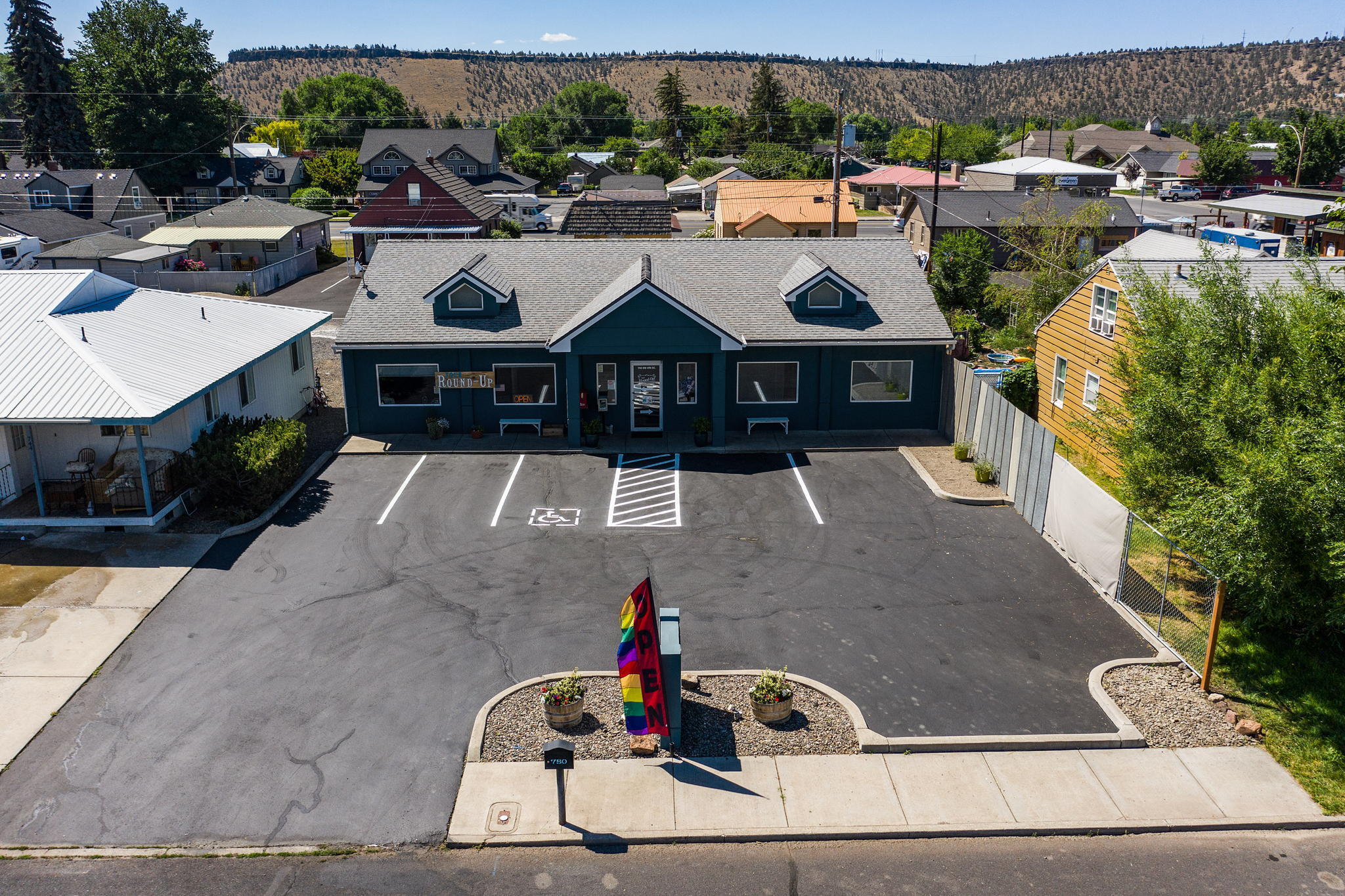 Nobles - Commercial Sale