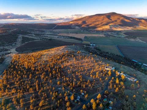 Tiny photo for NW Panorama View, Prineville, OR 97754 (MLS # 220213229)