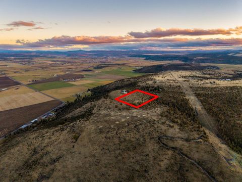 Tiny photo for NW Panorama View, Prineville, OR 97754 (MLS # 220213229)