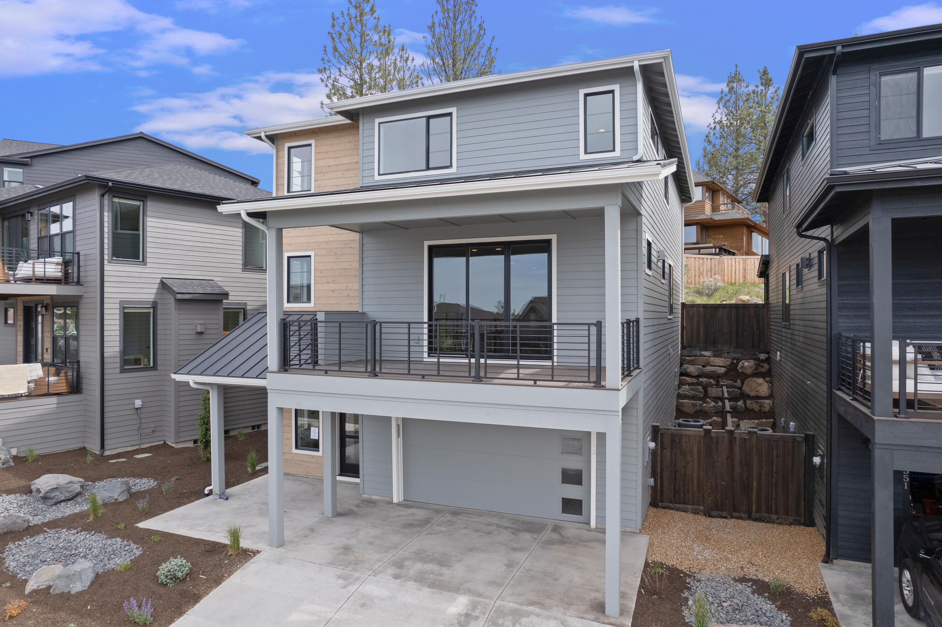 Marken Summit - Residential