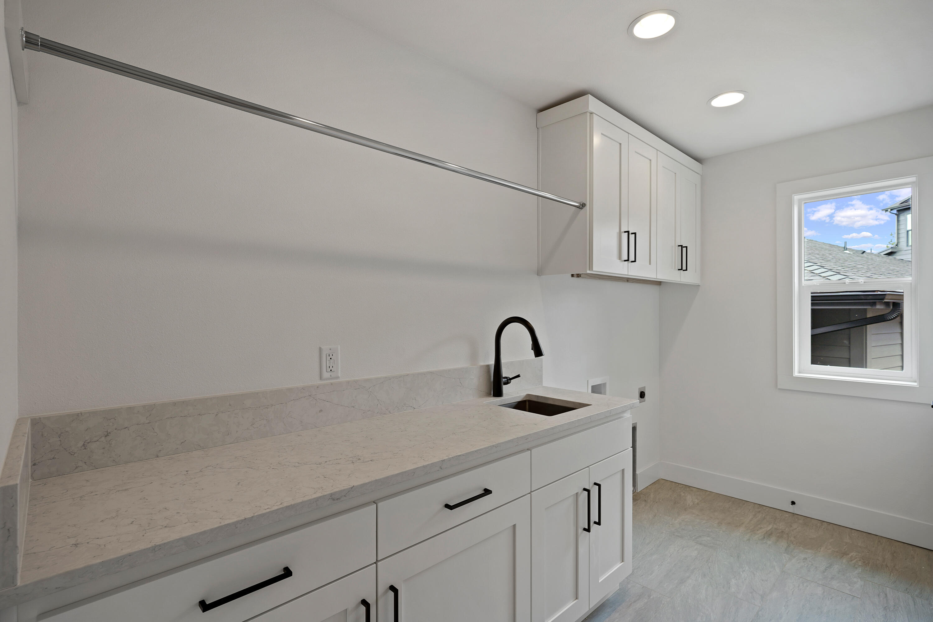 Marken Summit - Residential