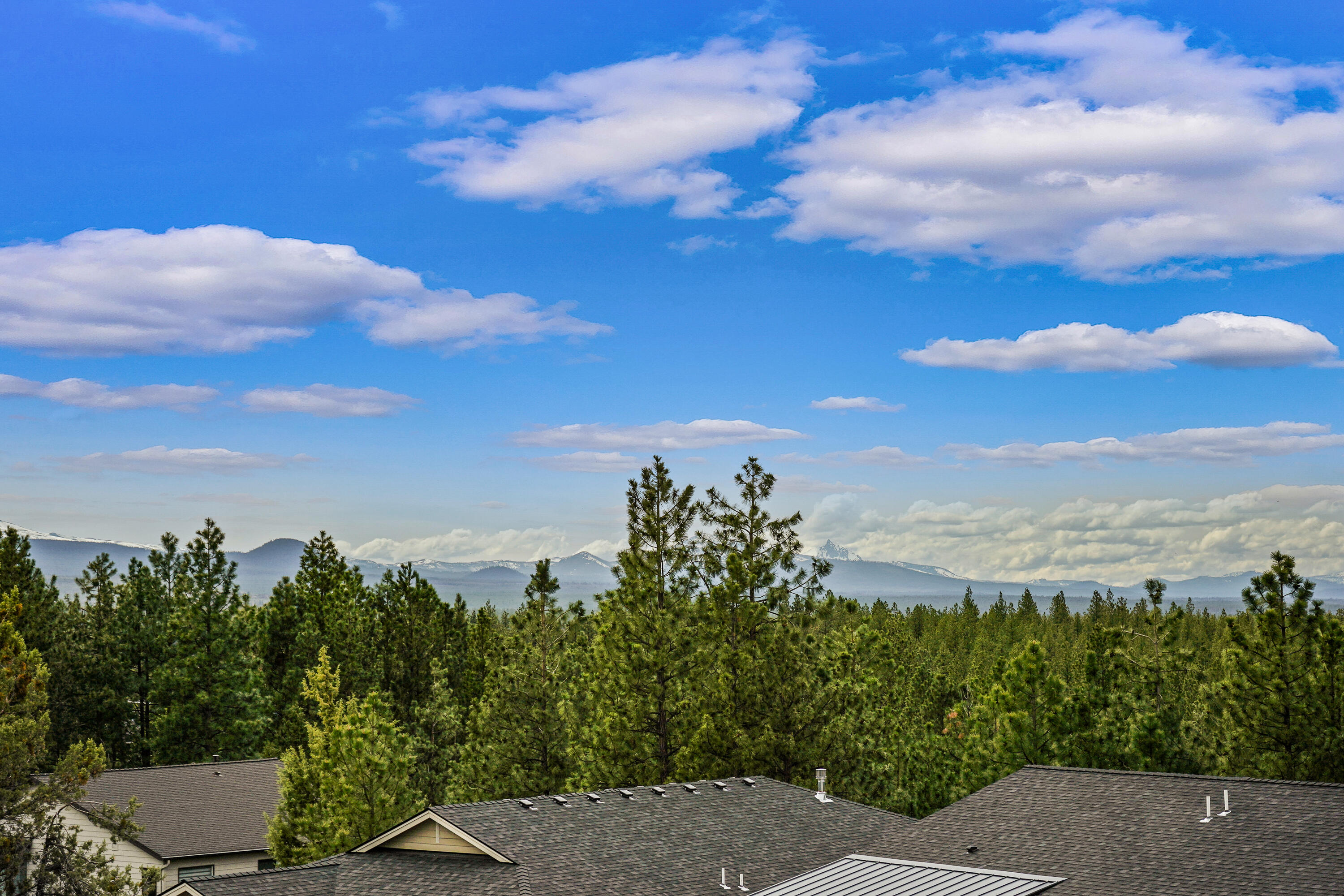 Marken Summit - Residential