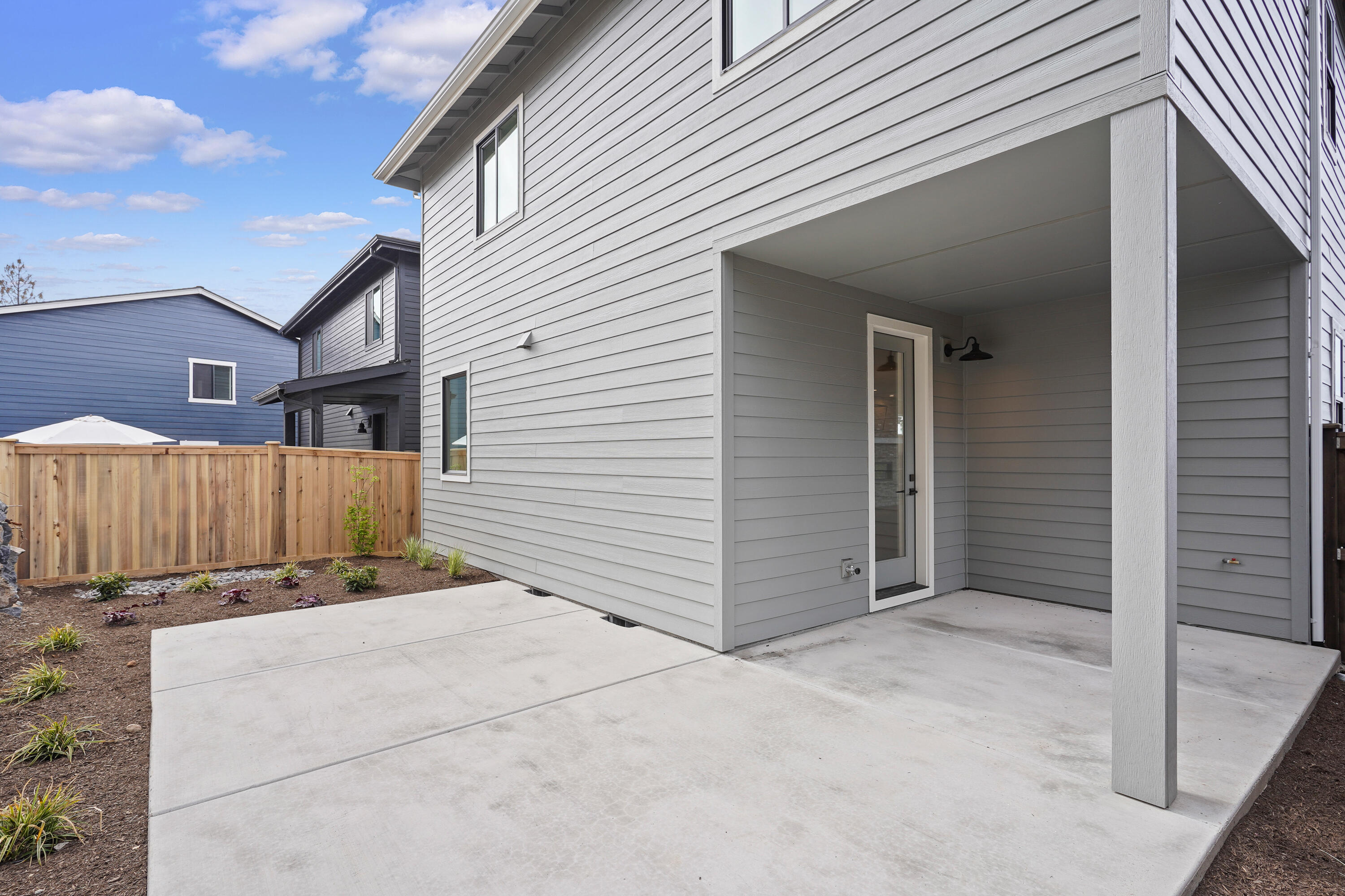 Marken Summit - Residential