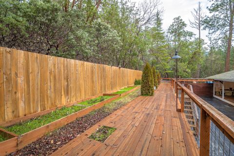 Tiny photo for 498 Palomino Drive, Grants Pass, OR 97526 (MLS # 220214828)