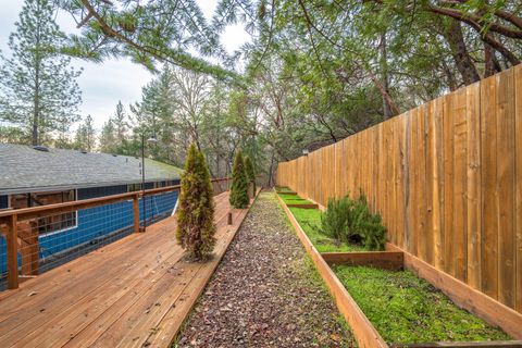 Tiny photo for 498 Palomino Drive, Grants Pass, OR 97526 (MLS # 220214828)