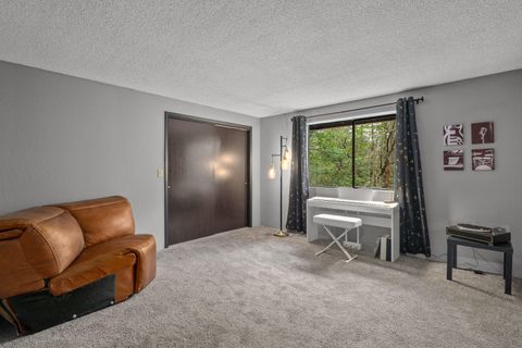 Tiny photo for 498 Palomino Drive, Grants Pass, OR 97526 (MLS # 220214828)