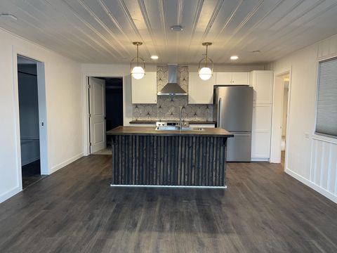 Tiny photo for 480 SE Dunham Street, Prineville, OR 97754 (MLS # 220212994)