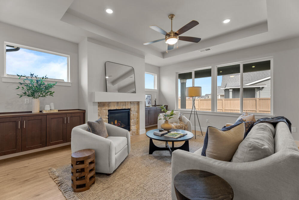 3723 NE Suchy Street