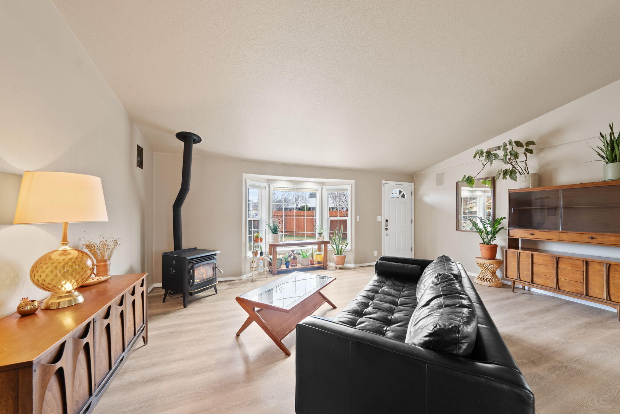 3169 SW Reindeer Court