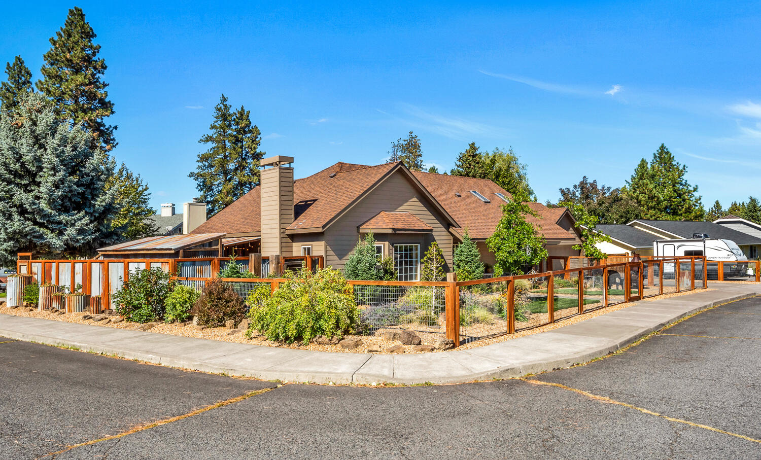 Deer Pointe Village - Residential