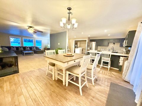 Tiny photo for 5704 Upland Drive, Klamath Falls, OR 97603 (MLS # 220215539)